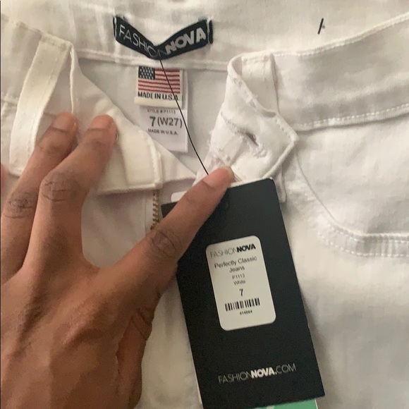 Fashion nova High waist Jeans - Picture 3 of 3